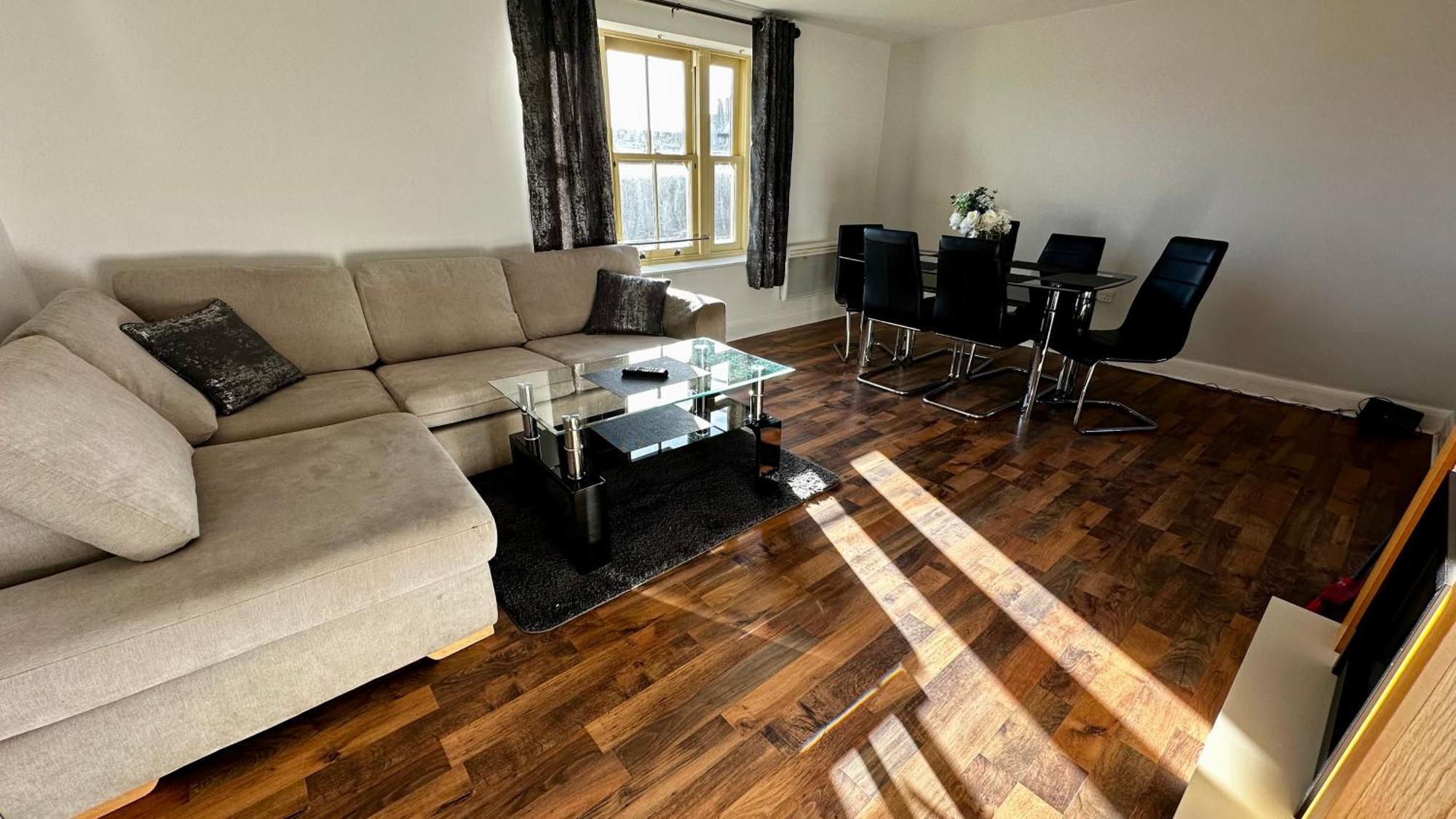 Two Bedroom Flat Town Centre Colchester Ngoại thất bức ảnh